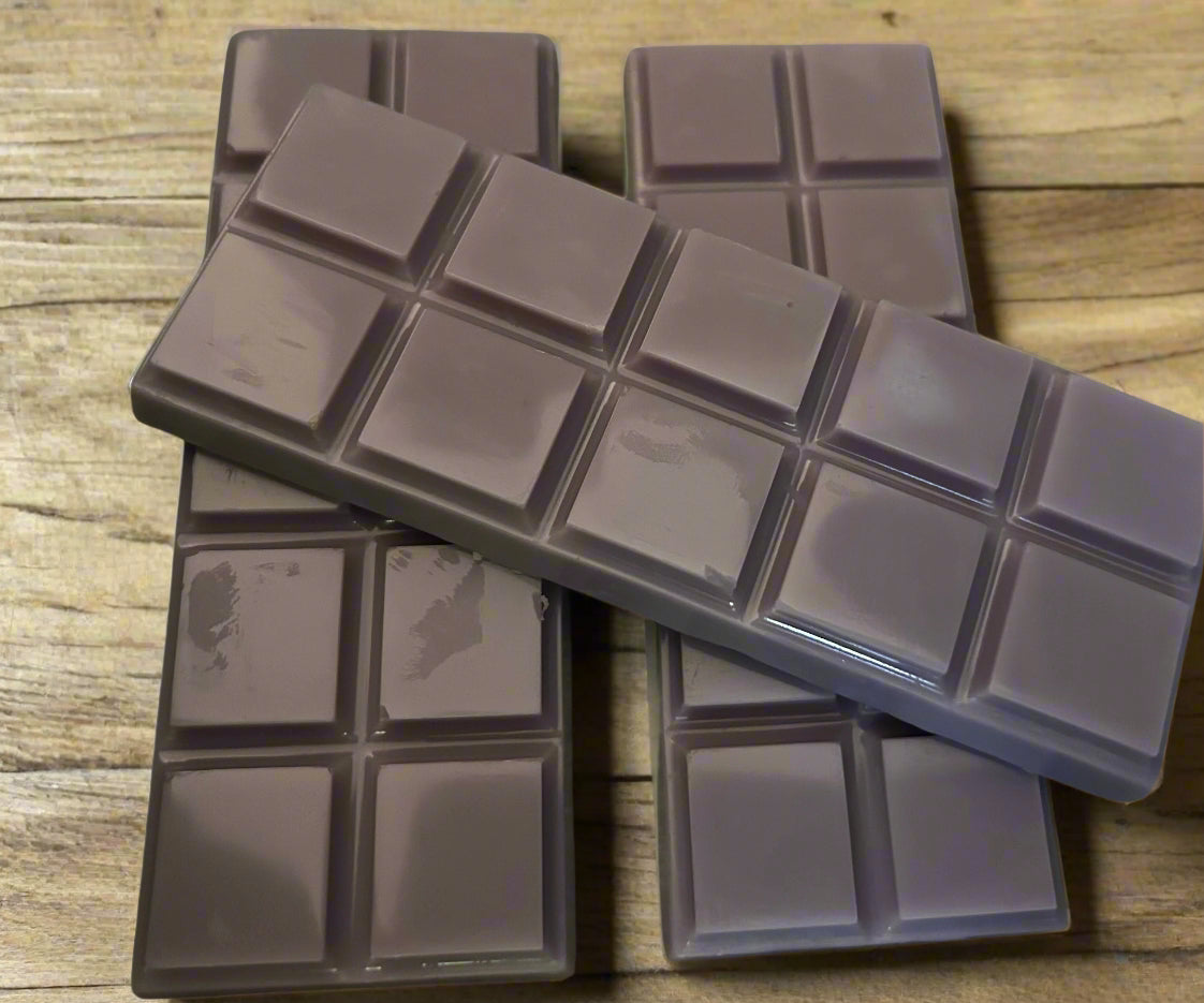 Velvet Plum - Tallow & Beeswax wax melt by Vale of Ember Co.